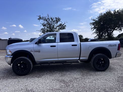 Used 2018 RAM 2500 Tradesman w/ Chrome Appearance Group AWD/4WD image 2