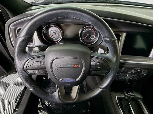 Used 2019 Dodge Charger SXT w/ Cold Weather Package image 21