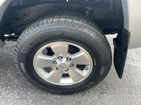 Used 2008 Toyota Tacoma PreRunner image 15