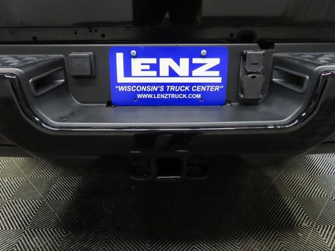 Used 2025 RAM 2500 Big Horn AWD/4WD image 47