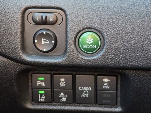 Certified 2019 Honda Ridgeline Black Edition image 11