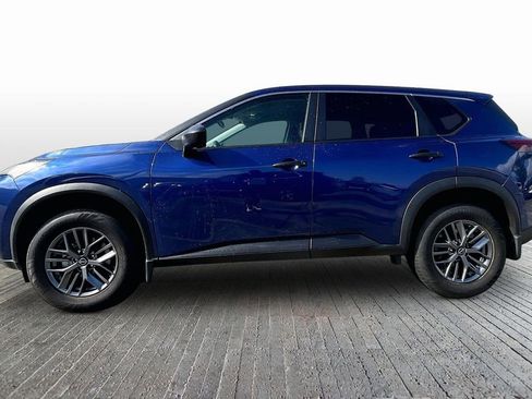 Used 2022 Nissan Rogue S AWD/4WD image 5