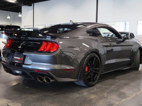 Used 2020 Ford Mustang Shelby GT500 w/ Technology Package RWD image 6