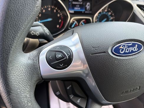Used 2015 Ford Escape SE w/ Equipment Group 201A AWD/4WD image 20