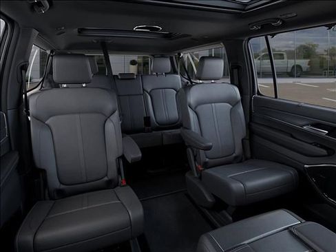 New 2026 Jeep Grand Wagoneer L Limited AWD/4WD image 15