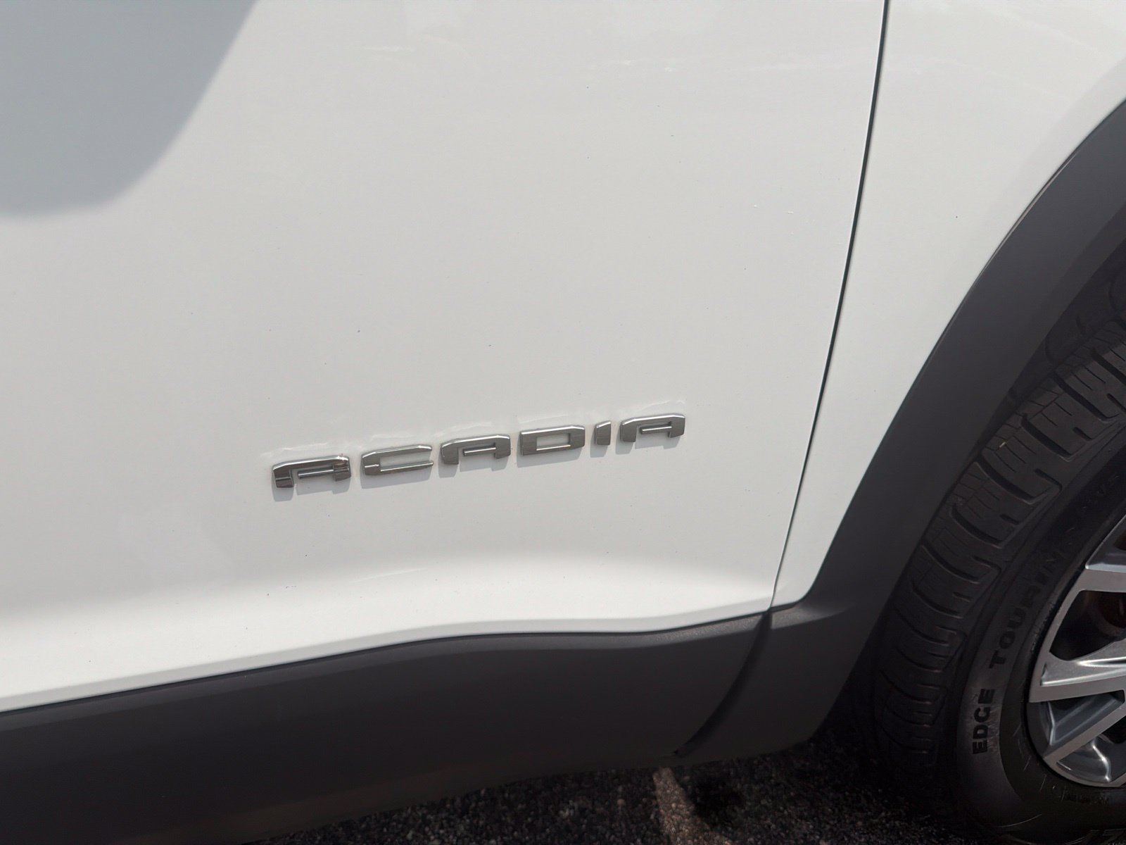 Used 2023 GMC Acadia SLT AWD/4WD image 30