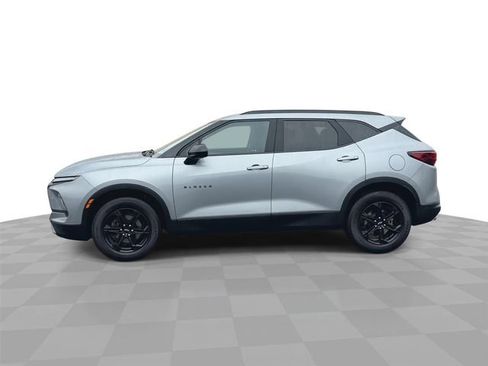 Certified 2024 Chevrolet Blazer LT w/ Convenience Package image 5