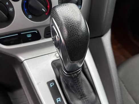 Used 2013 Ford Focus SE image 3