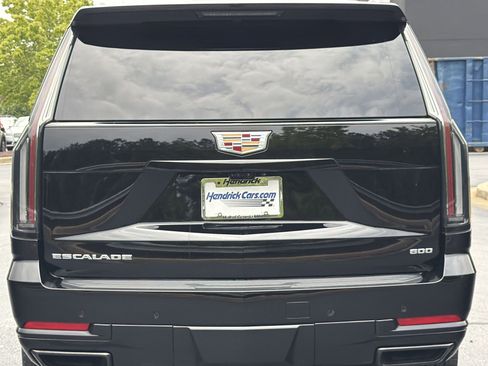 Used 2026 Cadillac Escalade Platinum Sport w/ LPO, Floor Liner Package AWD/4WD image 23