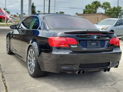 Used 2011 BMW M3 Convertible image 3