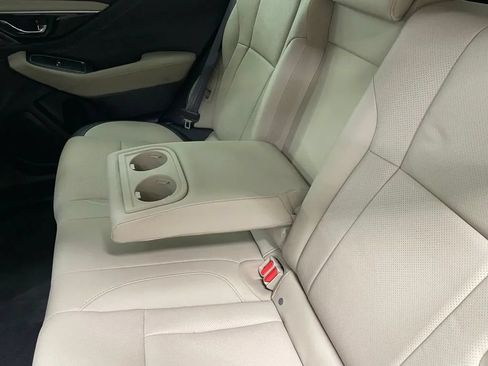 Used 2023 Subaru Outback Limited AWD/4WD image 32