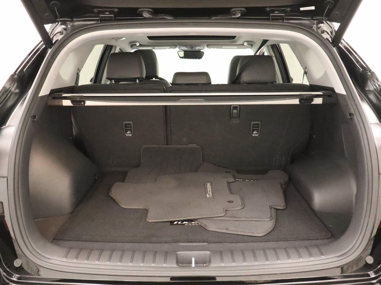Used 2021 Hyundai Tucson Ultimate w/ Cargo Package FWD image 21