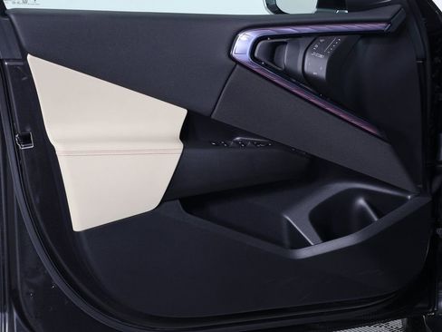 Used 2025 BMW X3 xDrive30i w/ Premium Package AWD/4WD image 12