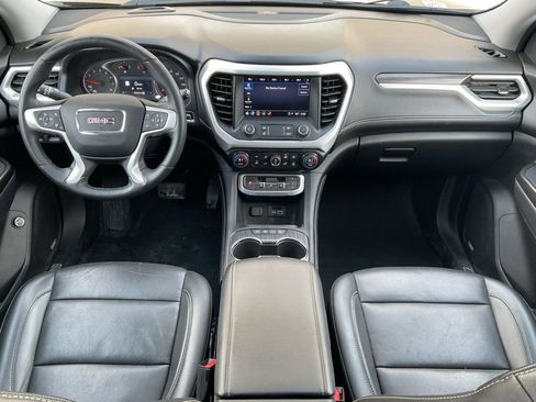 Used 2023 GMC Acadia SLT w/ Preferred Package AWD/4WD image 17