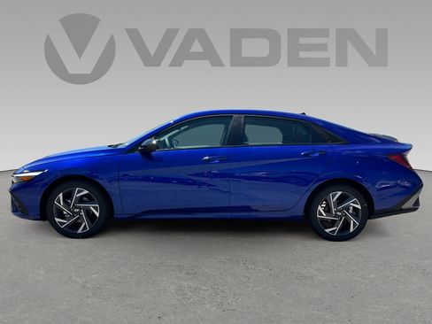 New 2025 Hyundai Elantra Sport image 4