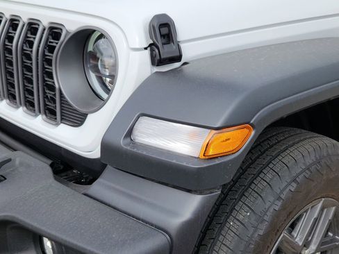 New 2025 Jeep Wrangler Unlimited Sport AWD/4WD image 9