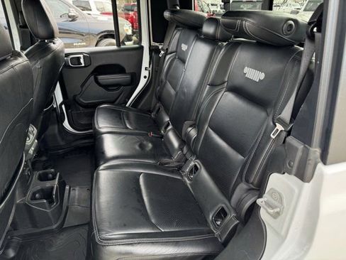 Used 2022 Jeep Gladiator Sport image 29