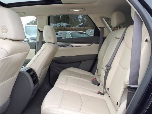Used 2021 Cadillac XT5 Premium Luxury image 22