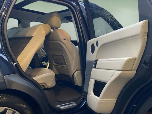 Used 2014 Land Rover Range Rover Sport HSE image 23