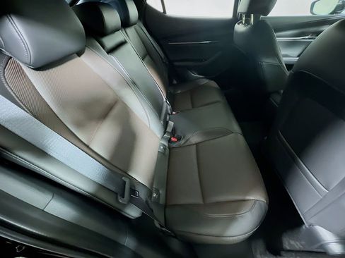 New 2026 MAZDA MAZDA3 Hatchback w/Premium Plus Pkg image 20