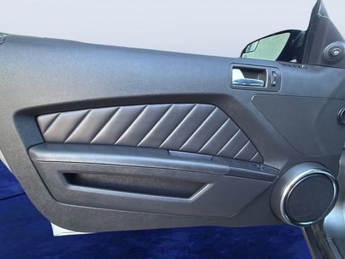 Used 2014 Ford Mustang GT Premium w/ Comfort Package image 15