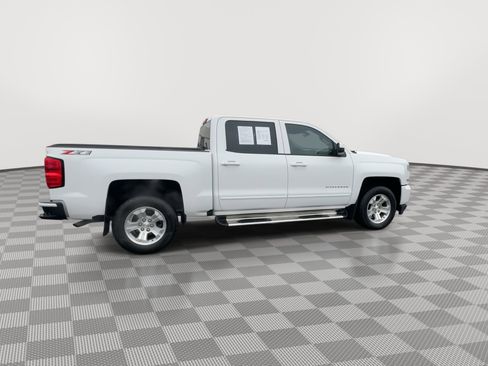 Used 2018 Chevrolet Silverado 1500 LT w/ All Star Edition image 9