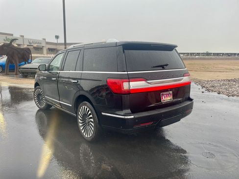 Used 2018 Lincoln Navigator Black Label AWD/4WD image 3