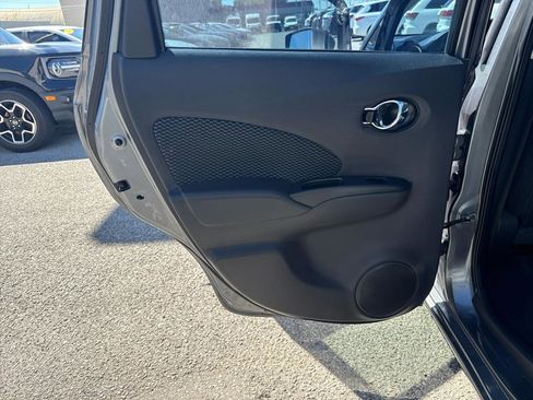 Used 2018 Nissan Versa Note SV FWD image 14