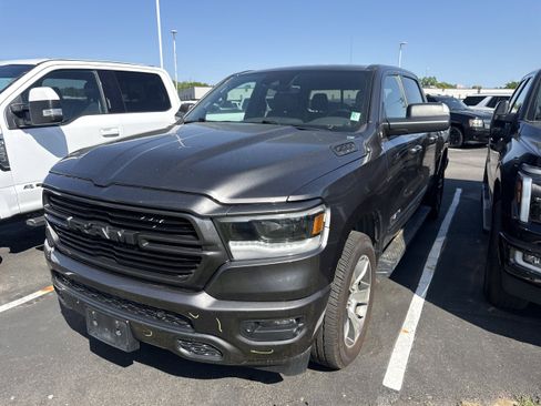 Used 2019 RAM 1500 Sport w/ Level 2 Equipment Group AWD/4WD image 1