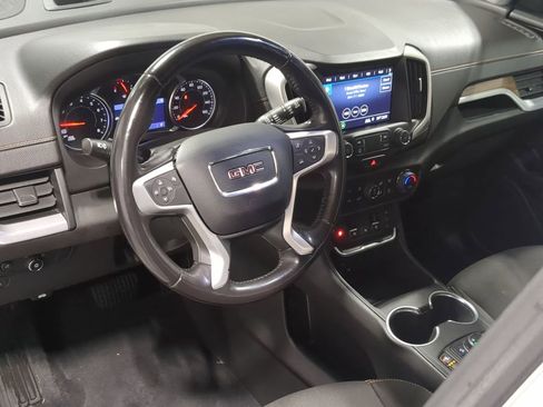 Used 2020 GMC Terrain SLE w/ Driver Convenience Package FWD image 12