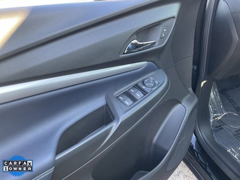 Used 2022 Chevrolet Bolt EUV LT w/ Convenience Package image 23