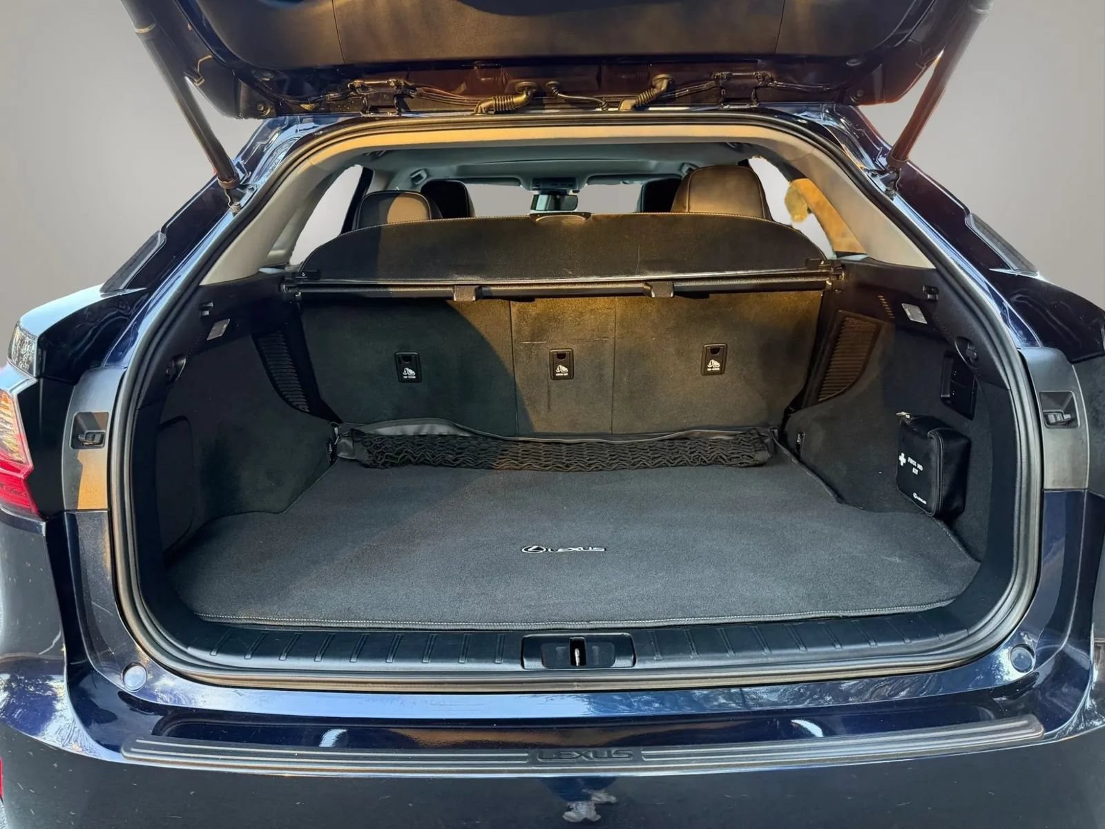Used 2019 Lexus RX 450h AWD w/ Navigation Package image 29