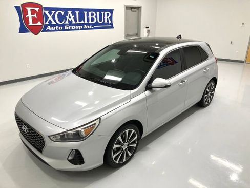 Used 2019 Hyundai Elantra GT w/ Style Package 02 FWD image 14