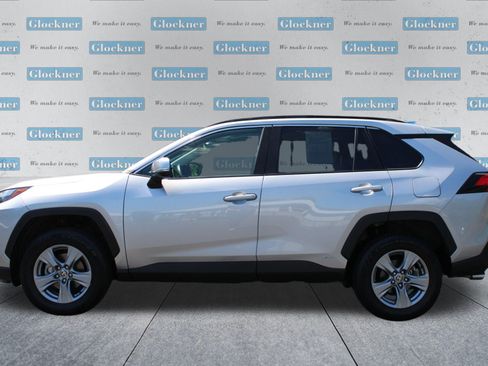Used 2022 Toyota RAV4 XLE w/ Convenience Package AWD/4WD image 10