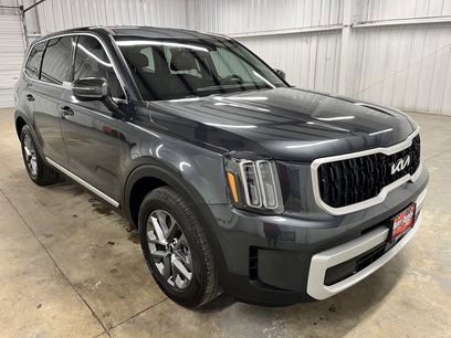 Used 2024 Kia Telluride LX