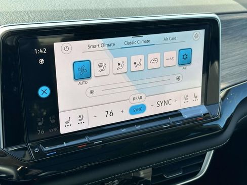 New 2026 Volkswagen Atlas SEL image 21