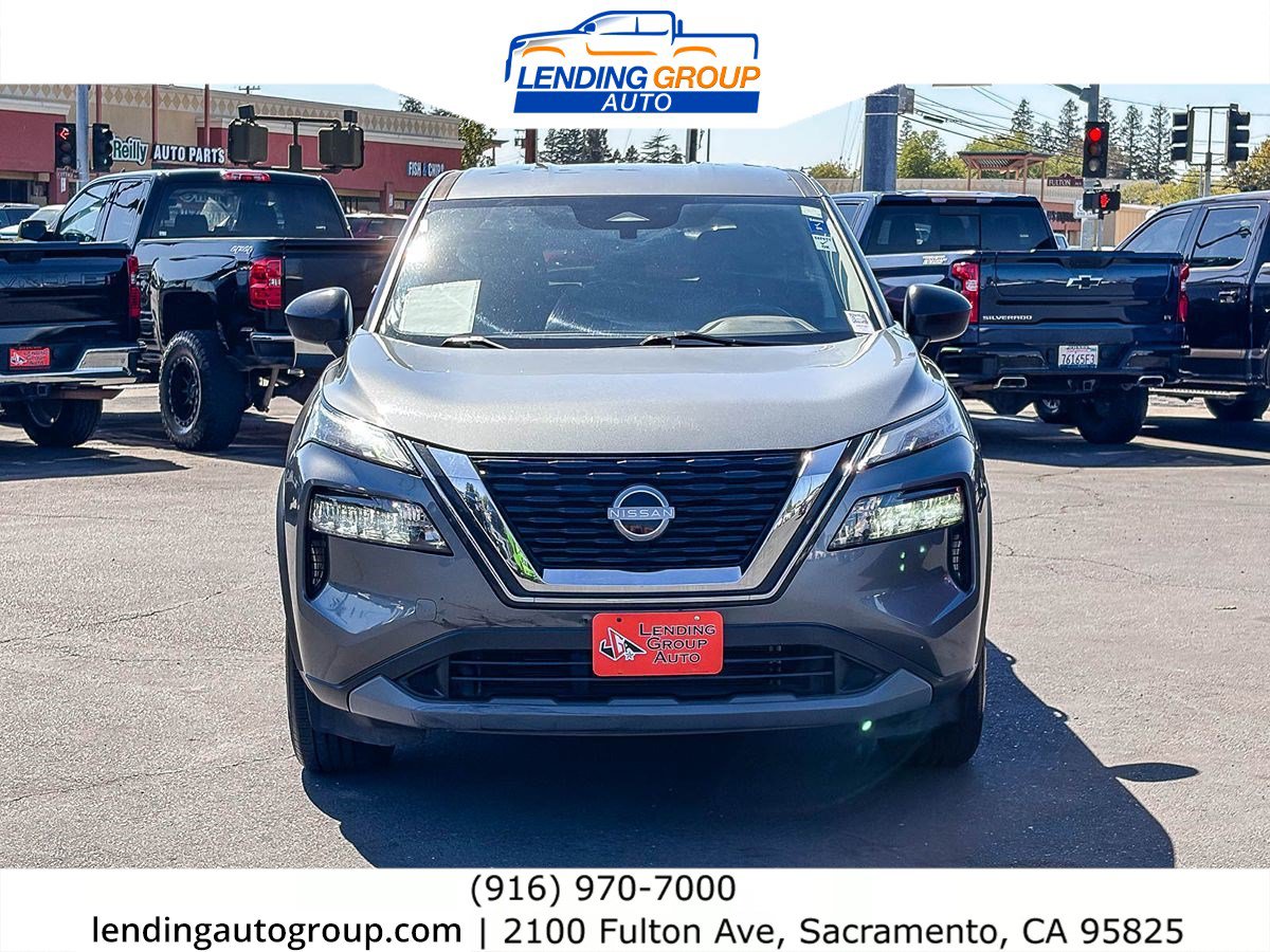 Used 2023 Nissan Rogue S AWD/4WD image 6