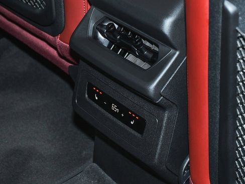 Used 2025 Audi S6 e-tron Prestige w/ 21" Black Optic Package image 64