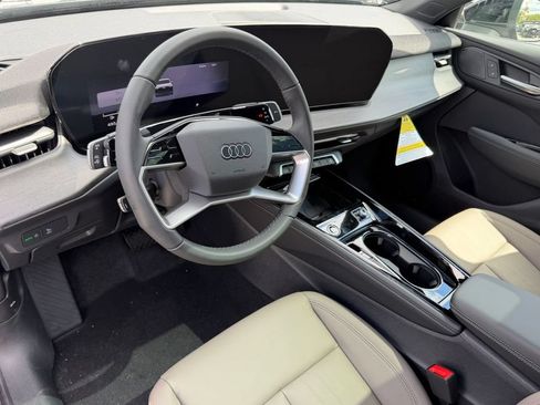 New 2026 Audi Q3 quattro 2.0T AWD/4WD image 16