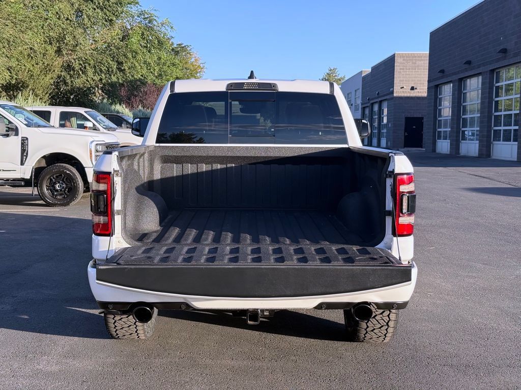 Used 2023 RAM 1500 Laramie AWD/4WD image 12