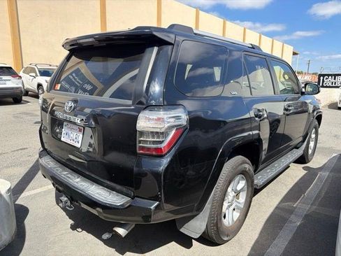Used 2019 Toyota 4Runner SR5 Premium w/ Wilderness Package RWD image 10