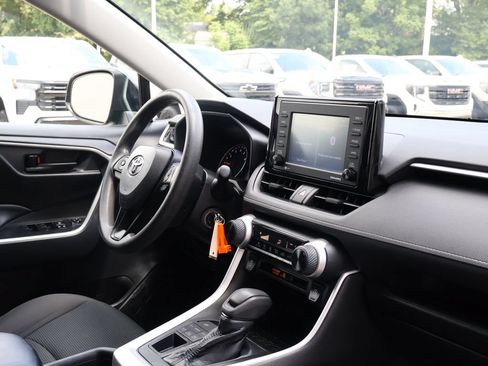 Used 2020 Toyota RAV4 LE w/ All Weather Liner Package AWD/4WD image 30