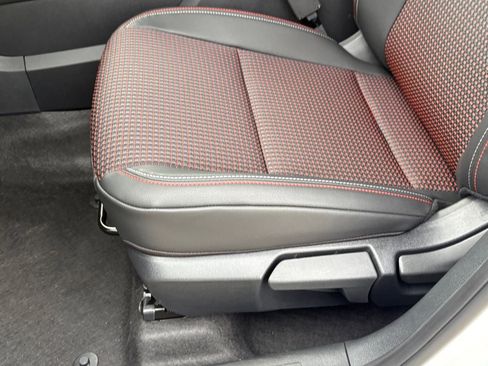 New 2026 Nissan Kicks SR w/ SR Premium Package FWD image 18