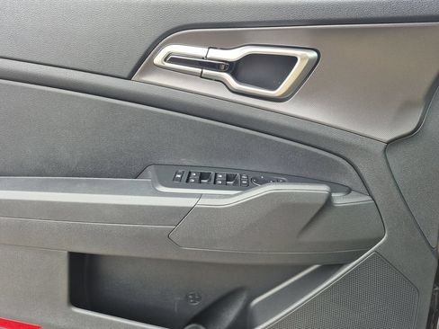 New 2026 Kia Sportage LX AWD/4WD image 6
