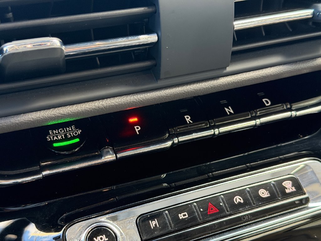 Used 2023 Lincoln Corsair FWD image 20