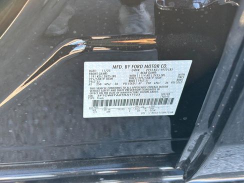 New 2026 Ford Maverick Lobo AWD/4WD image 27