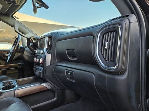 Used 2022 GMC Sierra 2500 SLT w/ SLT Convenience Package AWD/4WD image 17