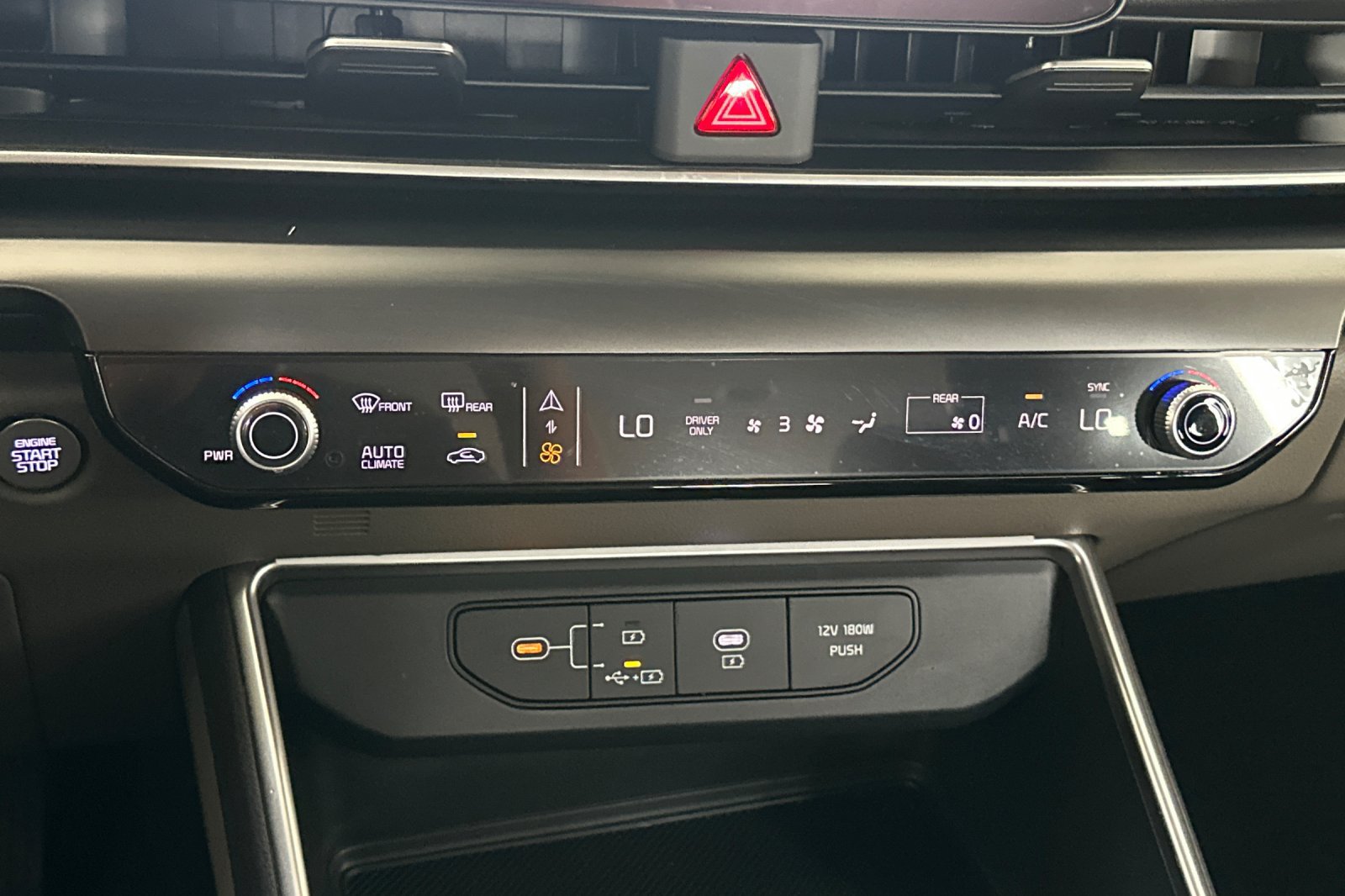 Used 2026 Kia Carnival LXS FWD image 24