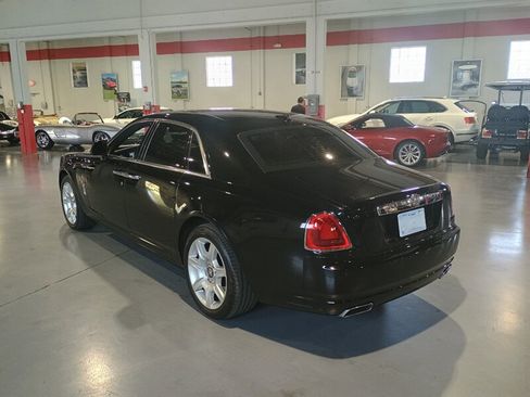 Used 2014 Rolls-Royce Ghost RWD image 4