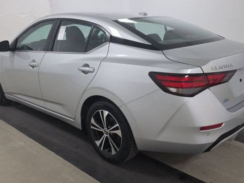 Used 2023 Nissan Sentra SV FWD image 4